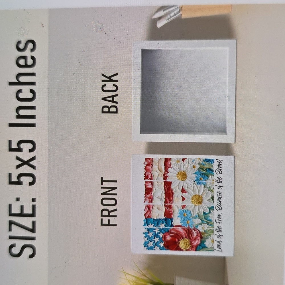 Patriotic 4th Of July Floral 5x5 Inch Wooden Decoration